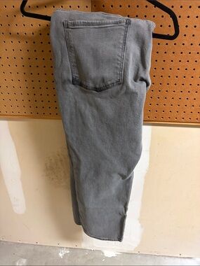Men's Gray Straight Jeans